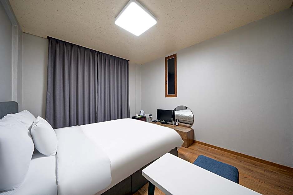 Gyeongju Gyeongjujang