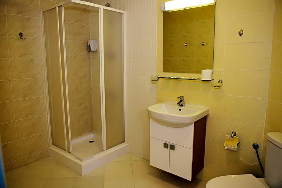 Forest Nook Aparthotel