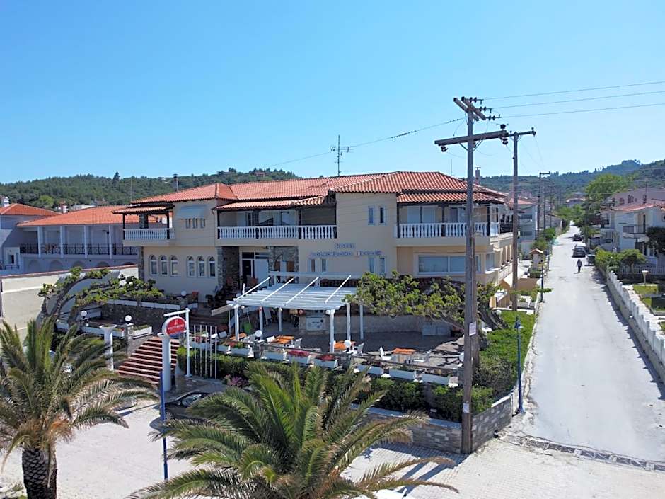 Polychrono Beach Hotel