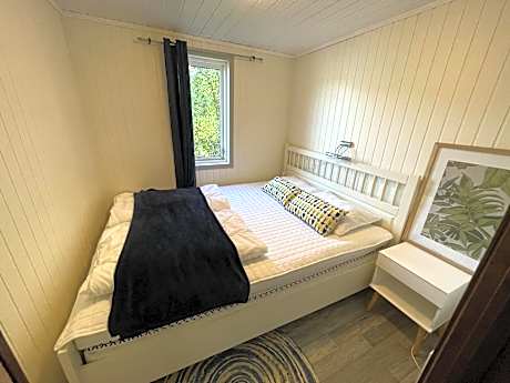 Cottage with Sea View