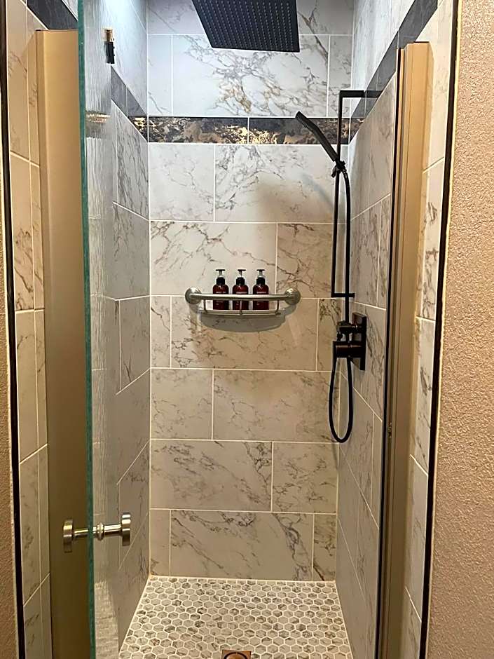 Sugarloaf Mountain Motel