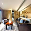 Hog Hollow Country Lodge