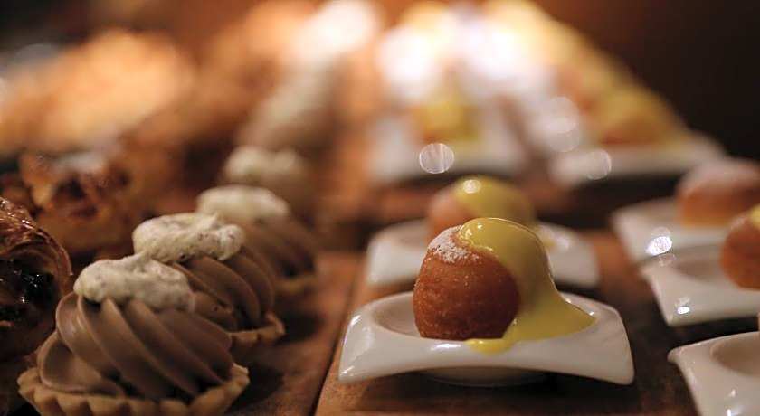 Four Points By Sheraton Ahmedabad