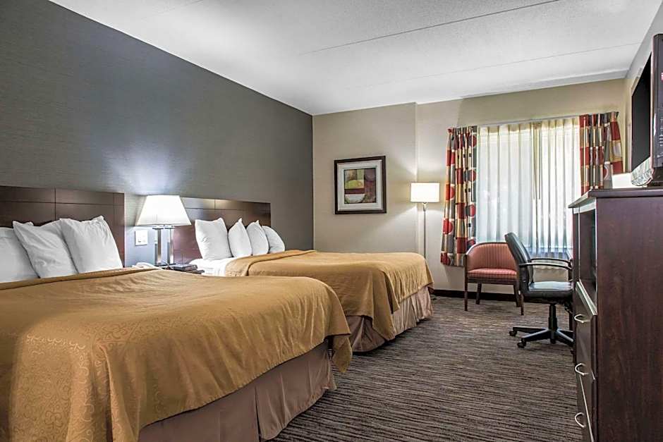Quality Inn & Suites Danbury near University