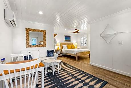 Deluxe Queen Studio with Gulf View