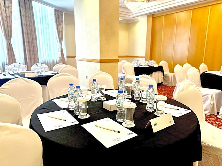 Grand Continental Flamingo Hotel