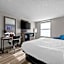 Clarion Pointe