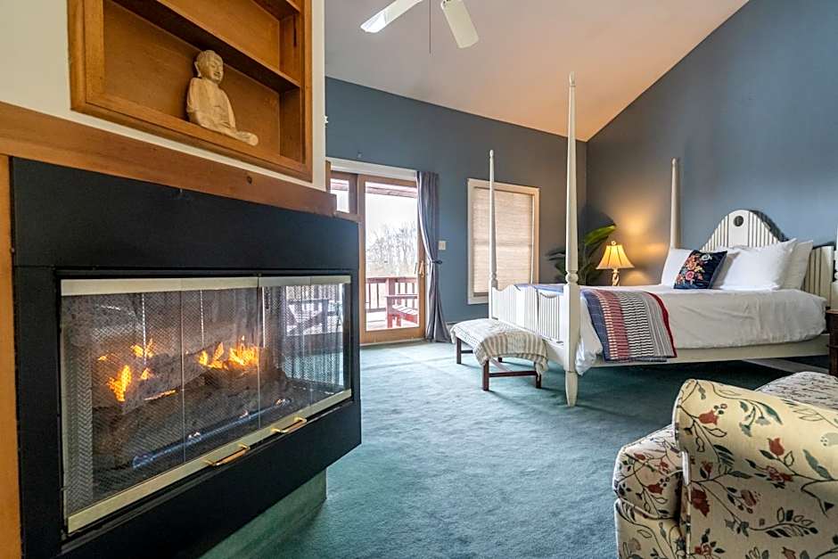 Point Au Roche Lodge