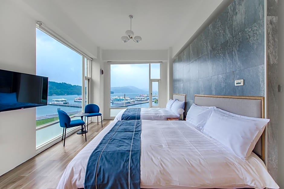 Shui Yang Lakeview House with Elevator