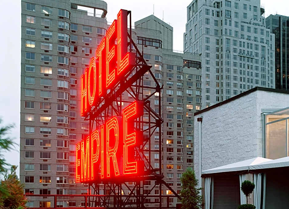 Empire Hotel