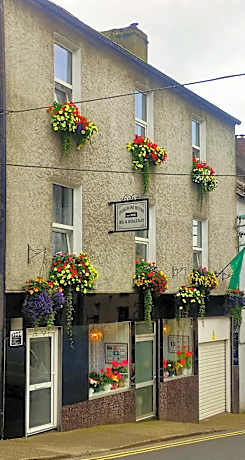 Inishross House
