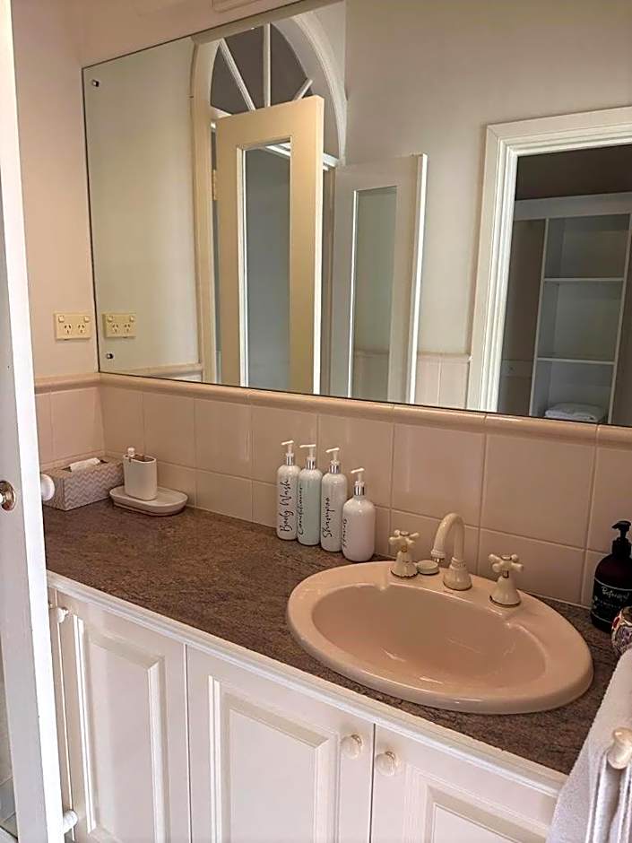 Brice Hill Country Lodge