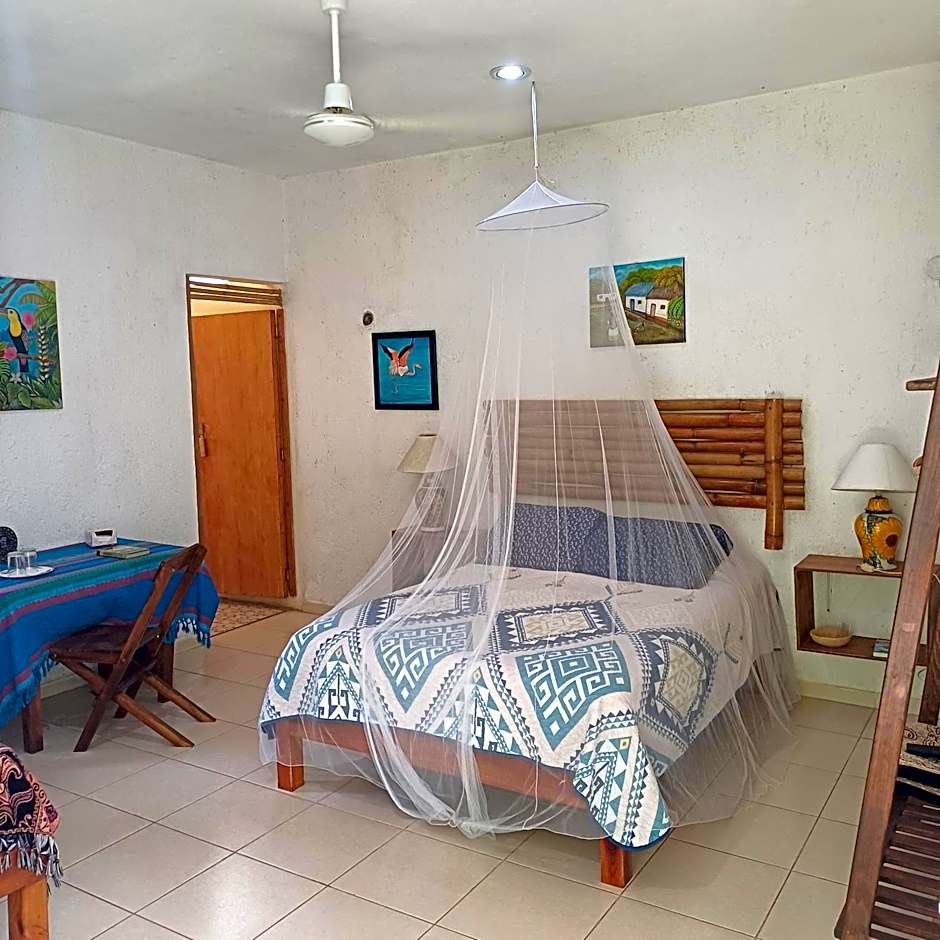 Mayan Bungalow Near Chichén