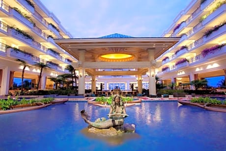 Grand Wailea, a Waldorf Astoria Resort