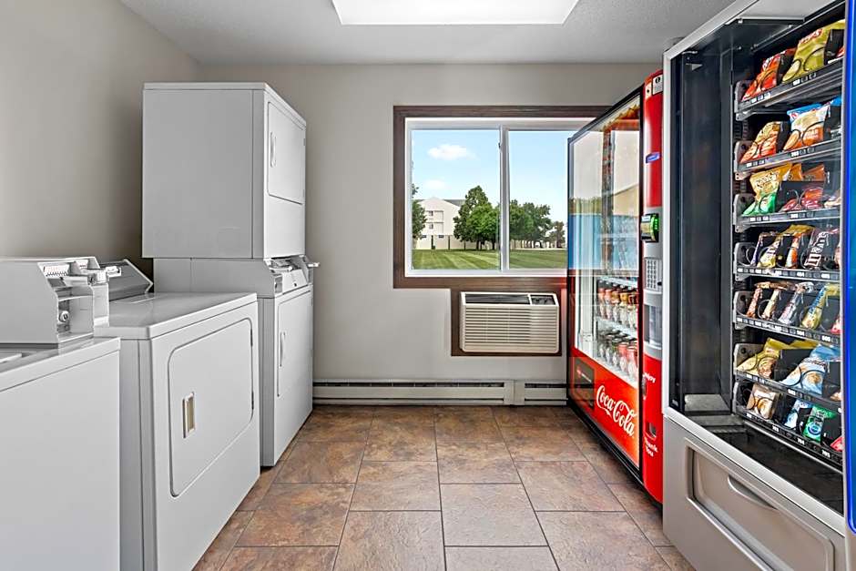 Fargo Inn and Suites