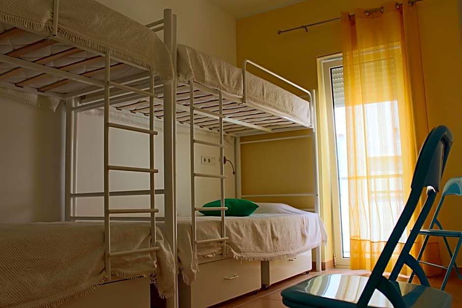 Racing Mackerel Hostel