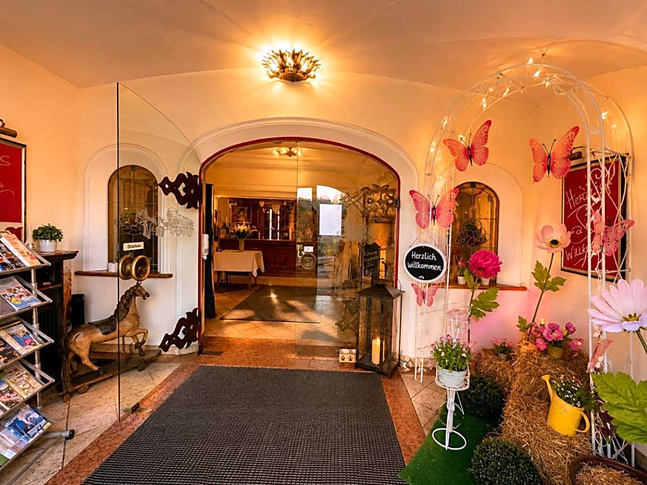 Mohnhotel - Bergwirt Schrammel