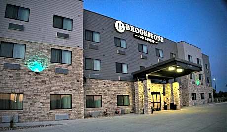 Brookstone Inn & Suites