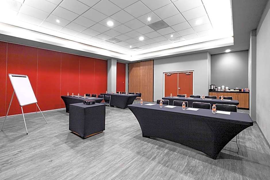 City Express Plus by Marriott Guadalajara Expo