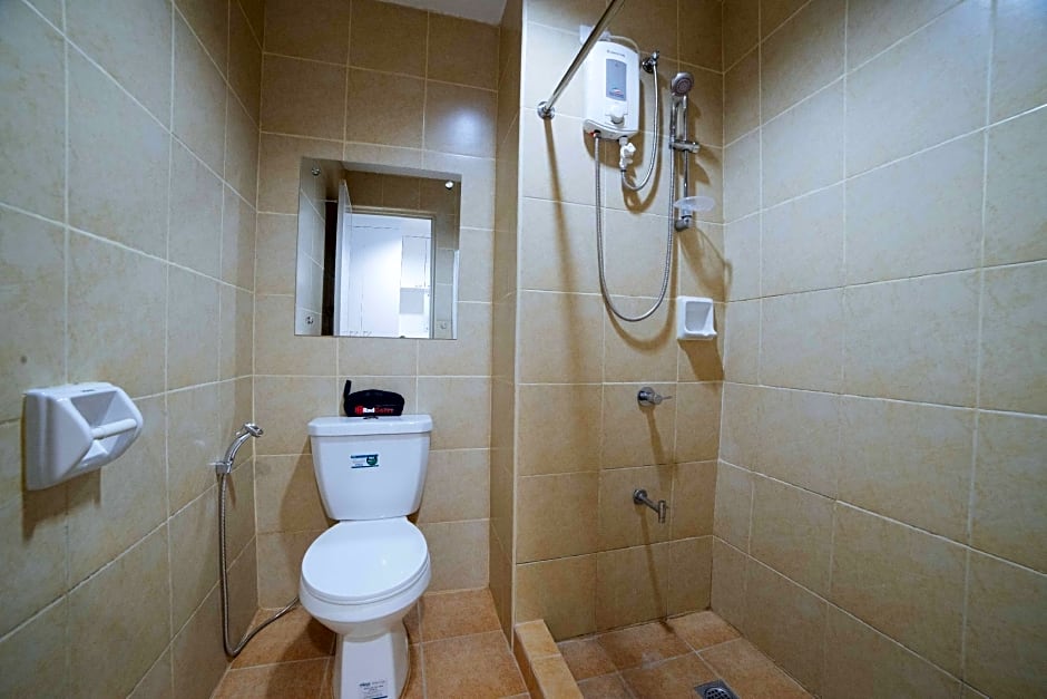 RedDoorz Plus @ Roxas Street Davao