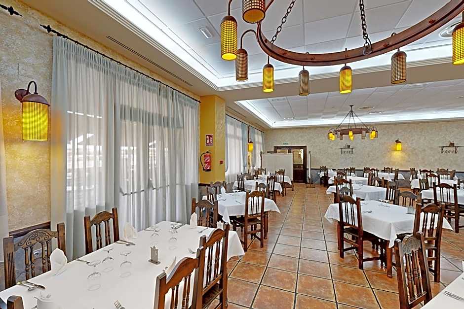 Moya Hotel Restaurante