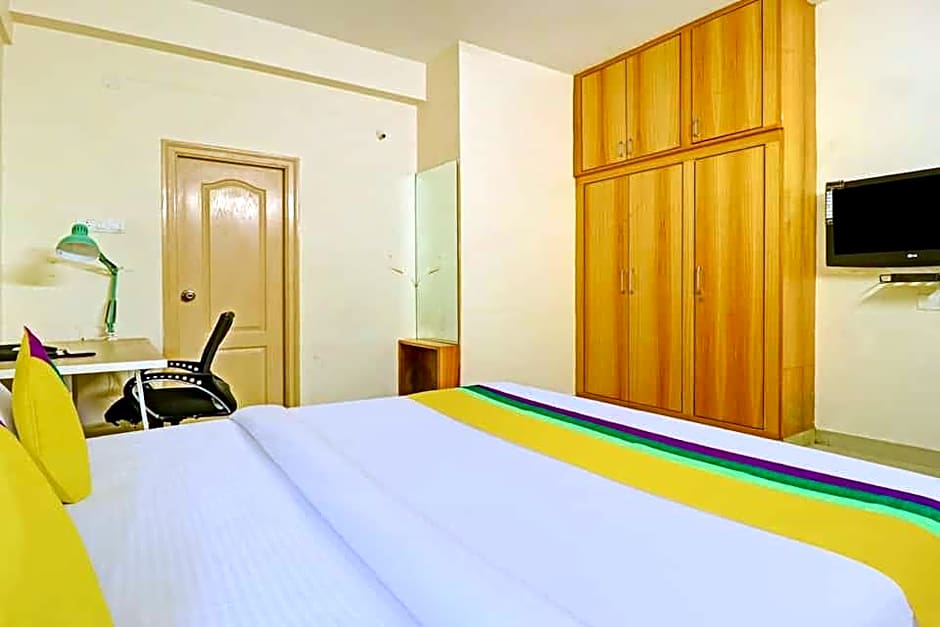 Hotel Blue Dawn Suites