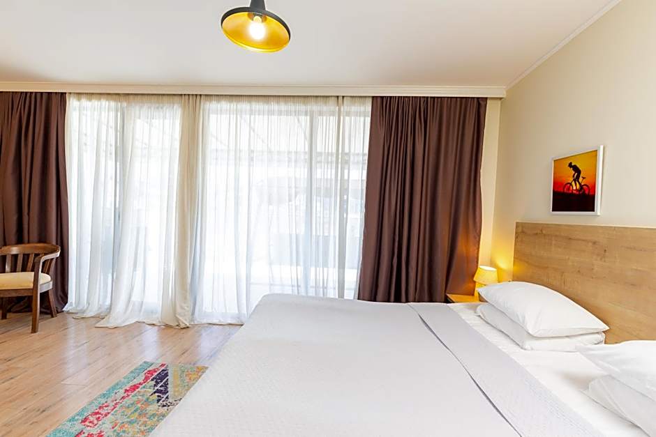 Hotel N16