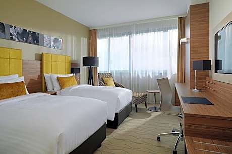 Executive, Executive lounge access, Guest room, High floor