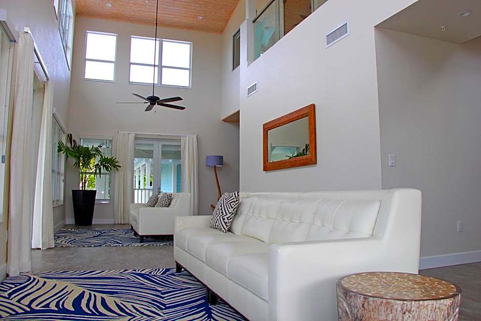 Dolphin Point Villas