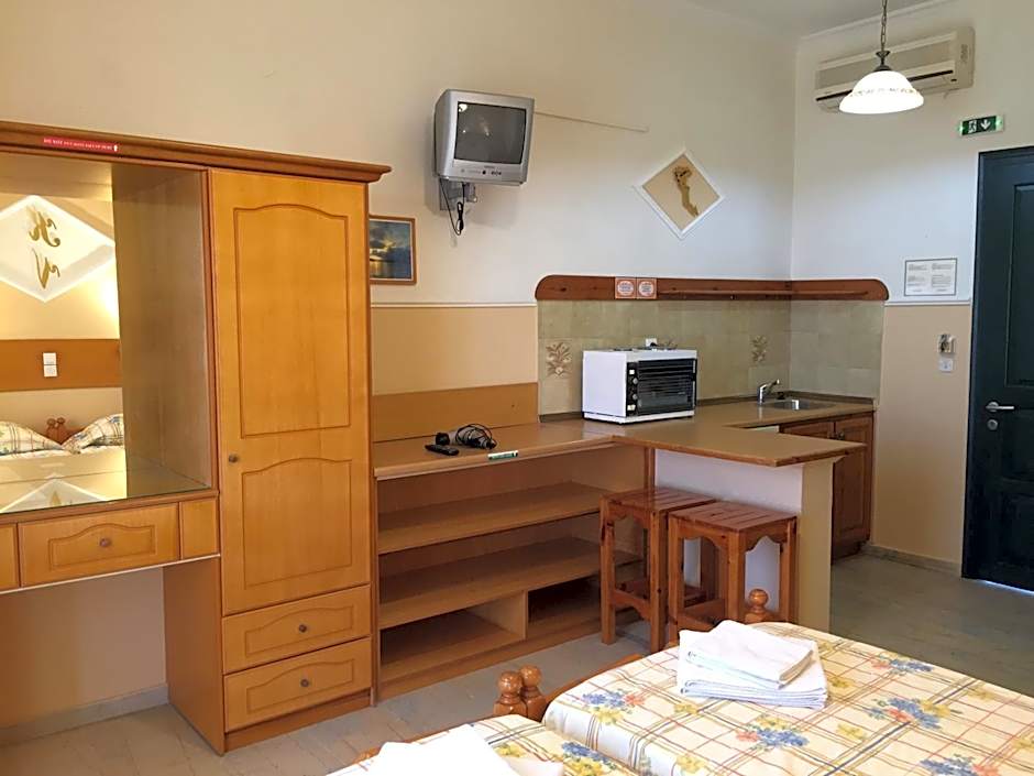 Eleni Apartments