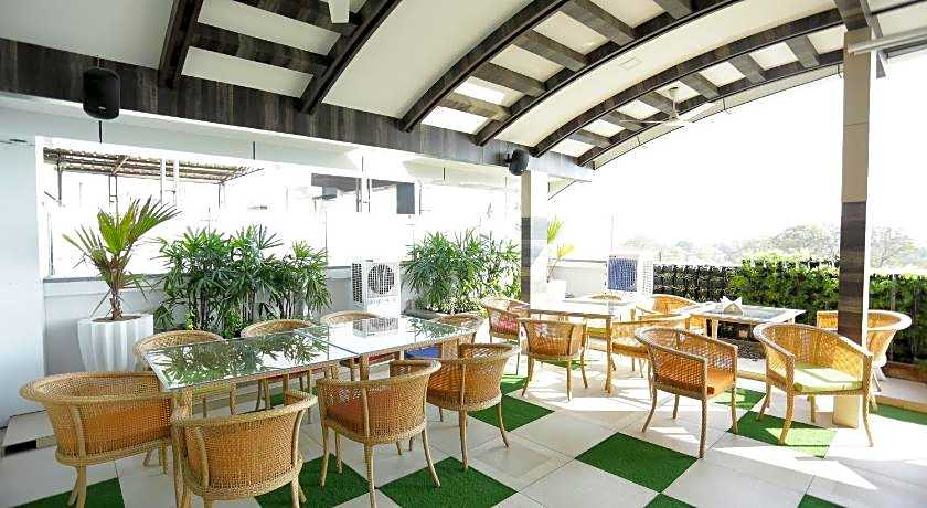 Treebo Daksh Residency