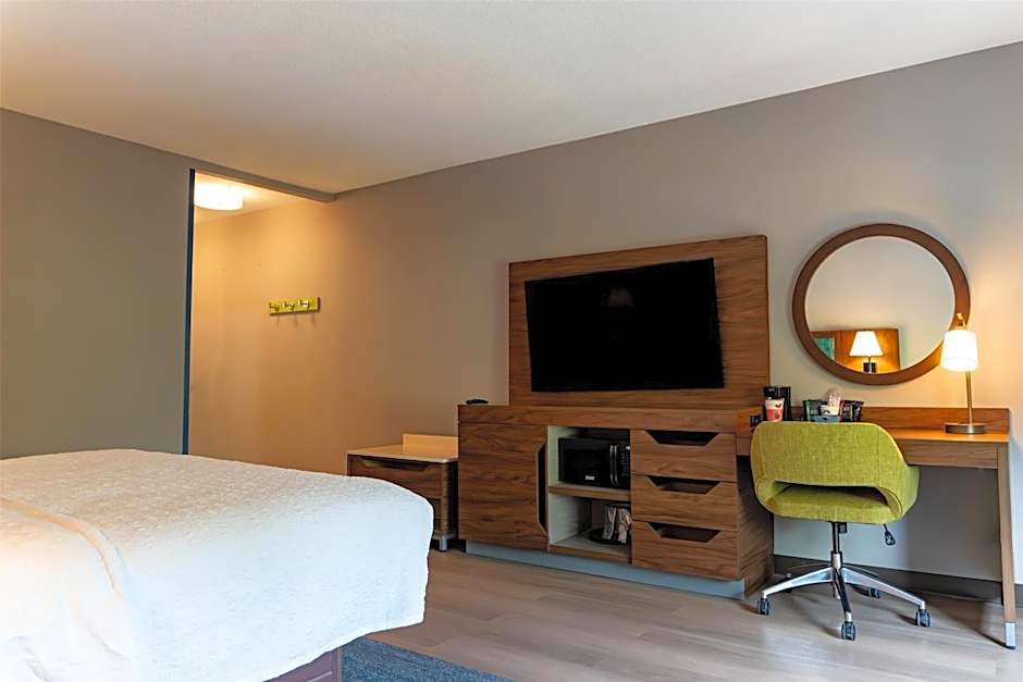 Hampton Inn By Hilton Turnersville