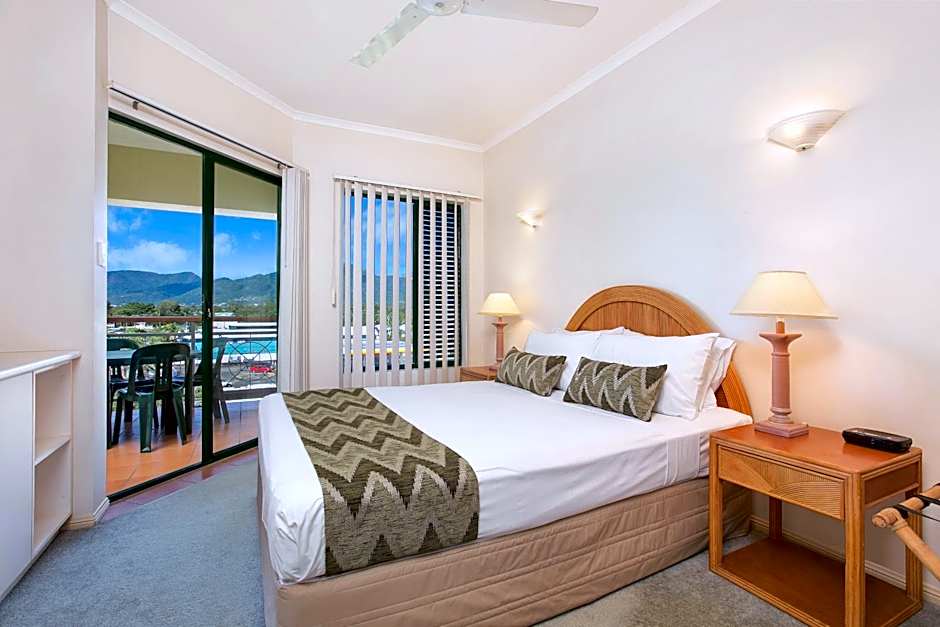 Tropic Towers Apartments