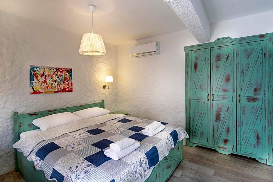 Monat Otel Alaçatı