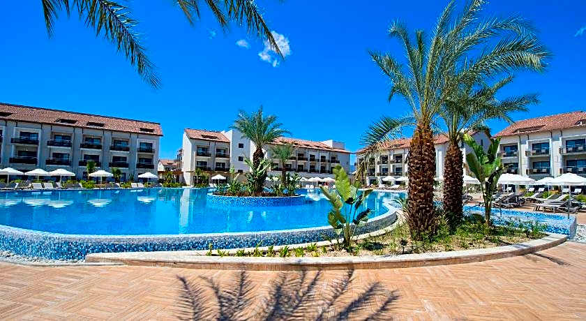 Akra Fethiye Tui Blue Sensatori