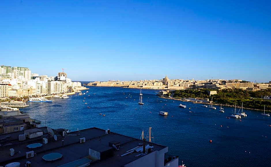 The Londoner Hotel Sliema