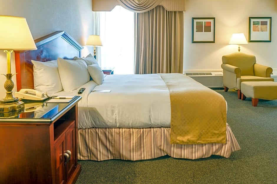 DoubleTree by Hilton Torrance - South Bay