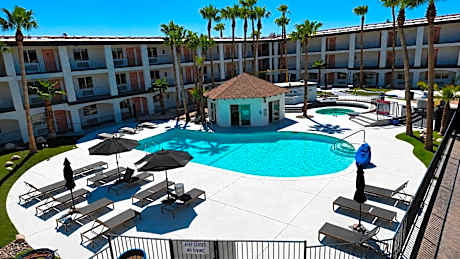 Aqua Soleil Hotel and Mineral Water Spa California