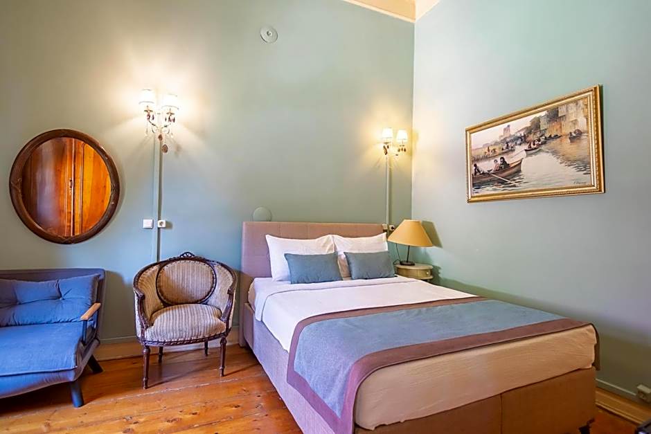 Büyükada Anastasia Meziki History Mansion