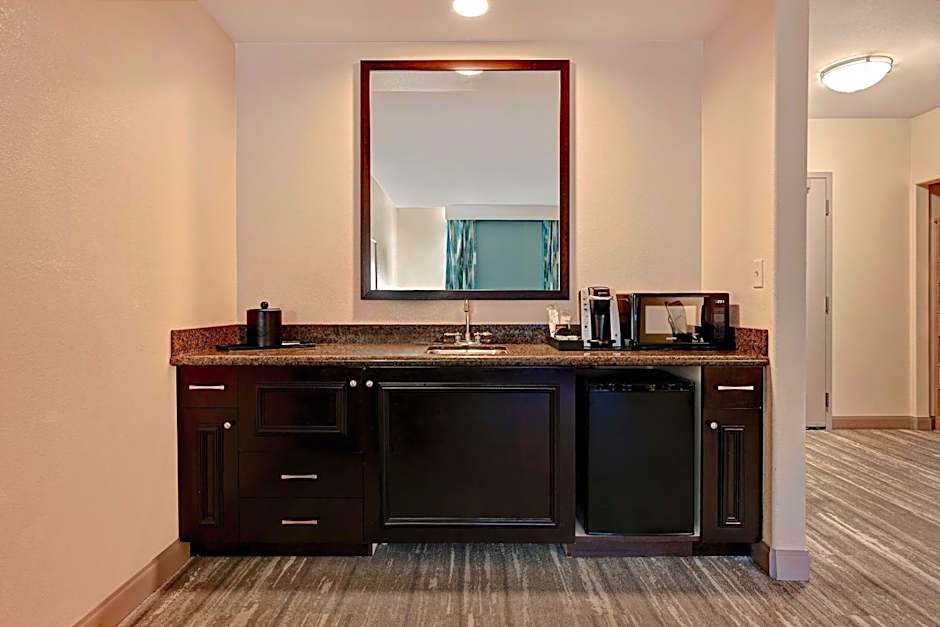 Hilton Garden Inn San Bernardino