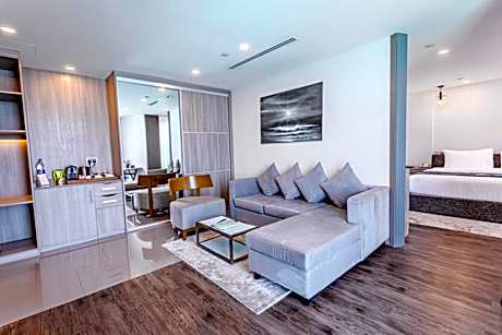 Executive Suite Ocean View