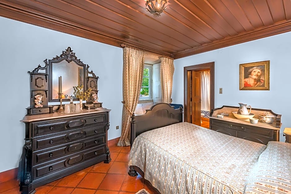 Paço de Calheiros - Turismo de Habitação