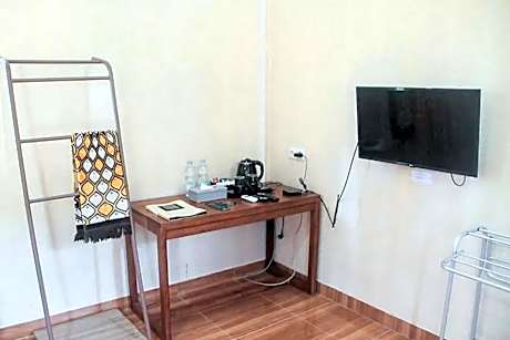 Economy Twin Room