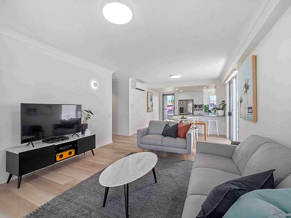 Pacific Marina Apartments