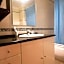 Ericeira Chill Hill Hostel & Private Rooms