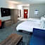 Holiday Inn Express Kenedy By IHG