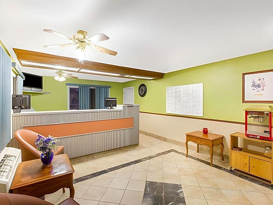 Motel 6 Canton, MS