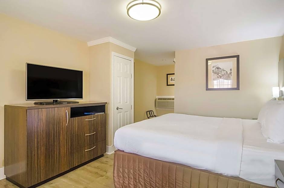 Best Western Bayfront Inn