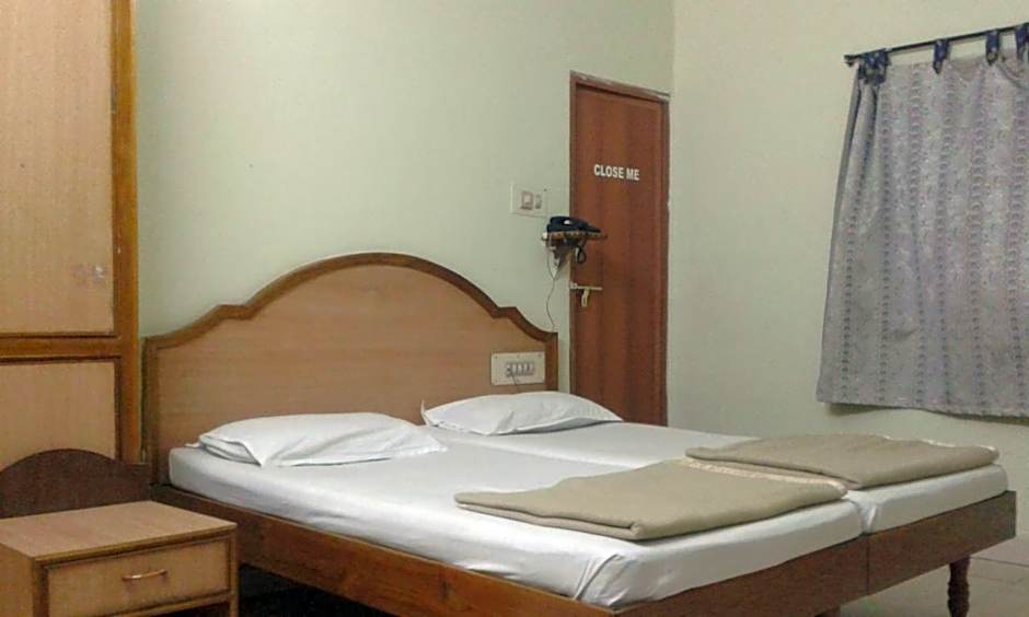 Hotel Agarala Residency