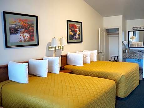 Premium Queen Room with Two Queen Beds - Not Pet Friendly